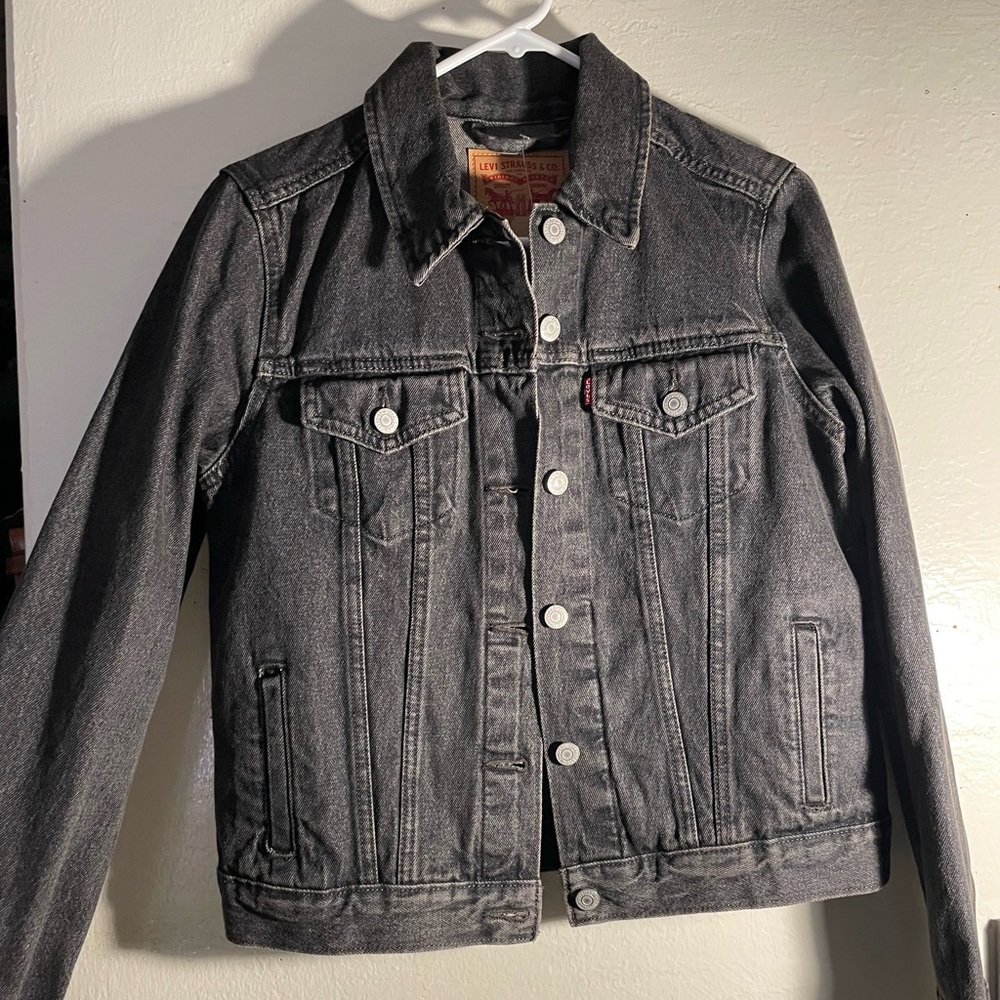 Levi’s dark jacket